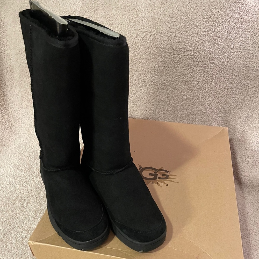 UGG Ultimate Tall Braid
